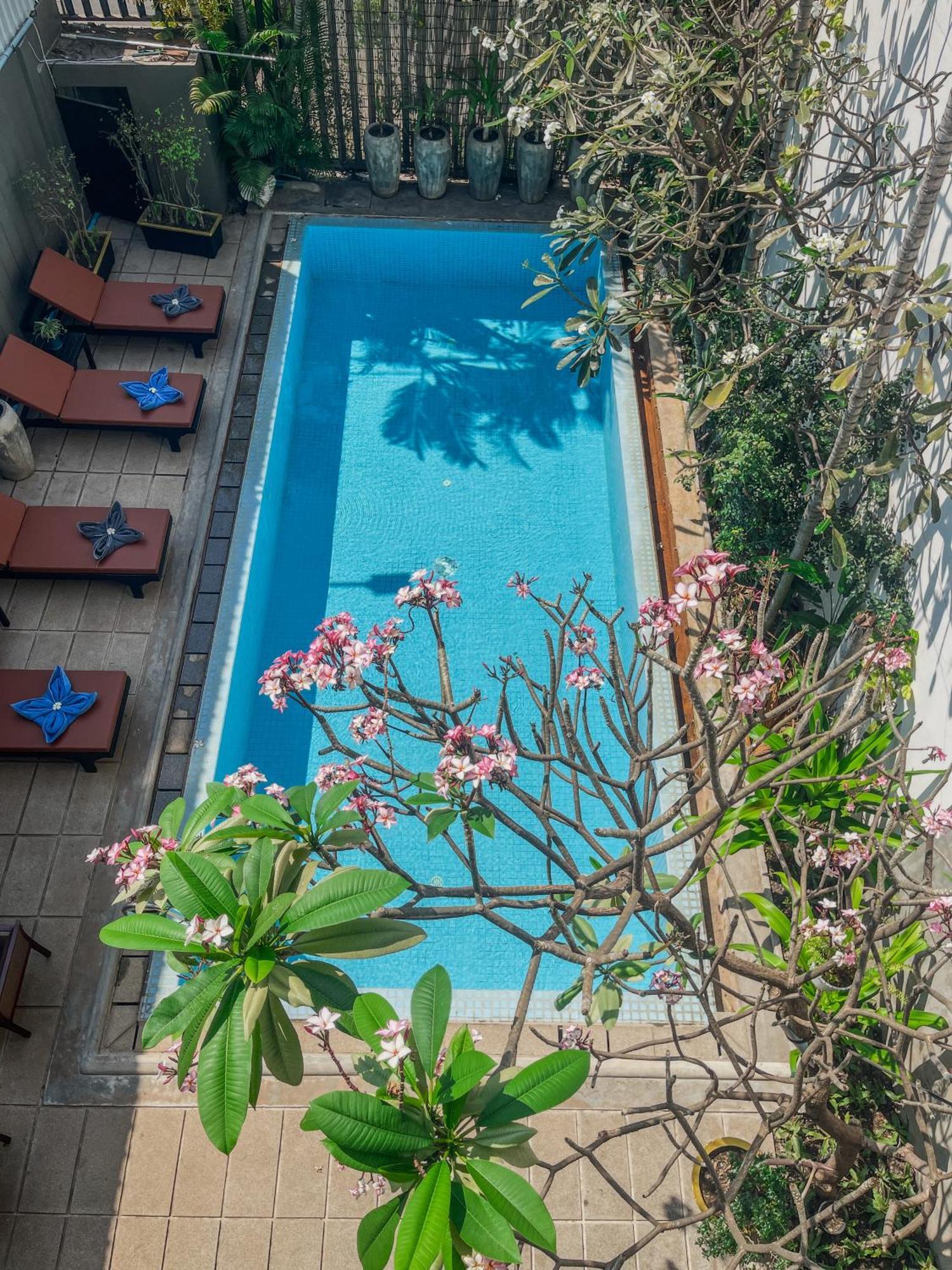 Dusit Hotel Siem Reap Exterior photo